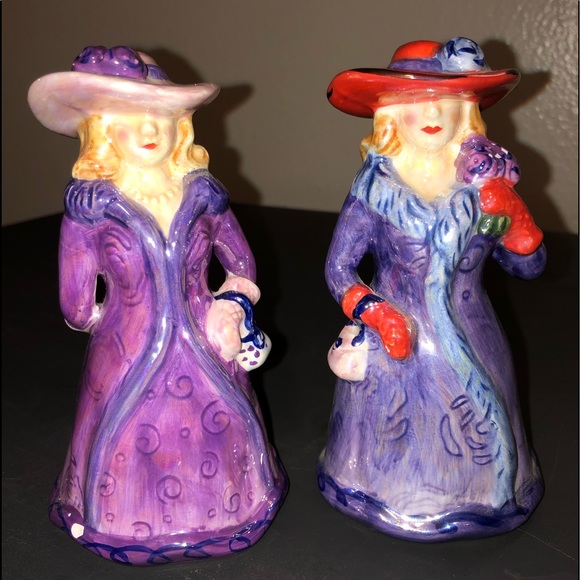 RHS - Pink and Red Hat Salt and Pepper Shakers - Picture 3 of 11